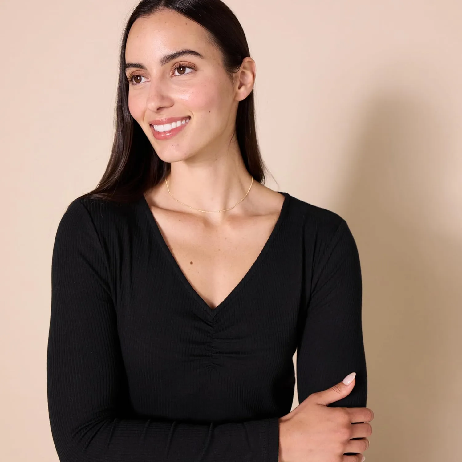 Amazon Essentials Women's Cinched V-Neck Long Sleeve Slim-Fit Rib-Knit T-Shirt, Pack of 2