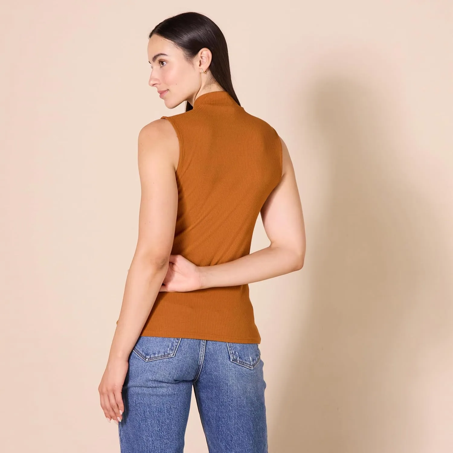 Amazon Essentials Women's Mock-Neck Slim-Fit Rib-Knit Sleeveless Top, Pack of 2