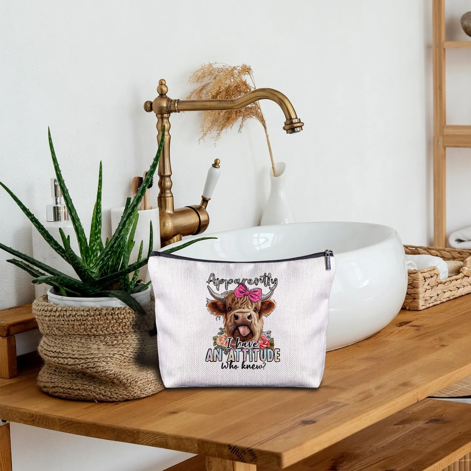 Highland Cow Western Makeup Bag - Highland Cow Gifts for Women Cowgirls Girls, Funny Western Cosmetic Bag for Purse, Highland Cow Cosmetic Bags for Women, Attitude