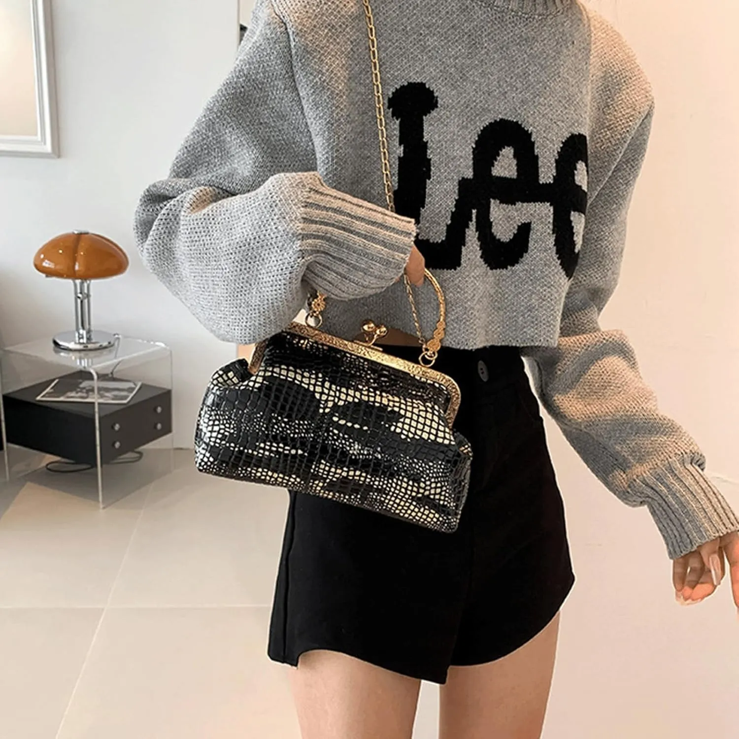 Kiss Lock Purse and Handbag for Women Glitter PU Crossbody Bag Medium Handbags Trendy Kiss Clasp Tote Shoulder Bags