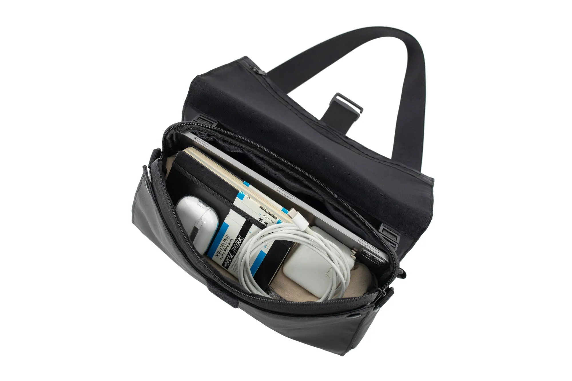 KIWEE: Fasten & Go Triangle Sling Bag Plus