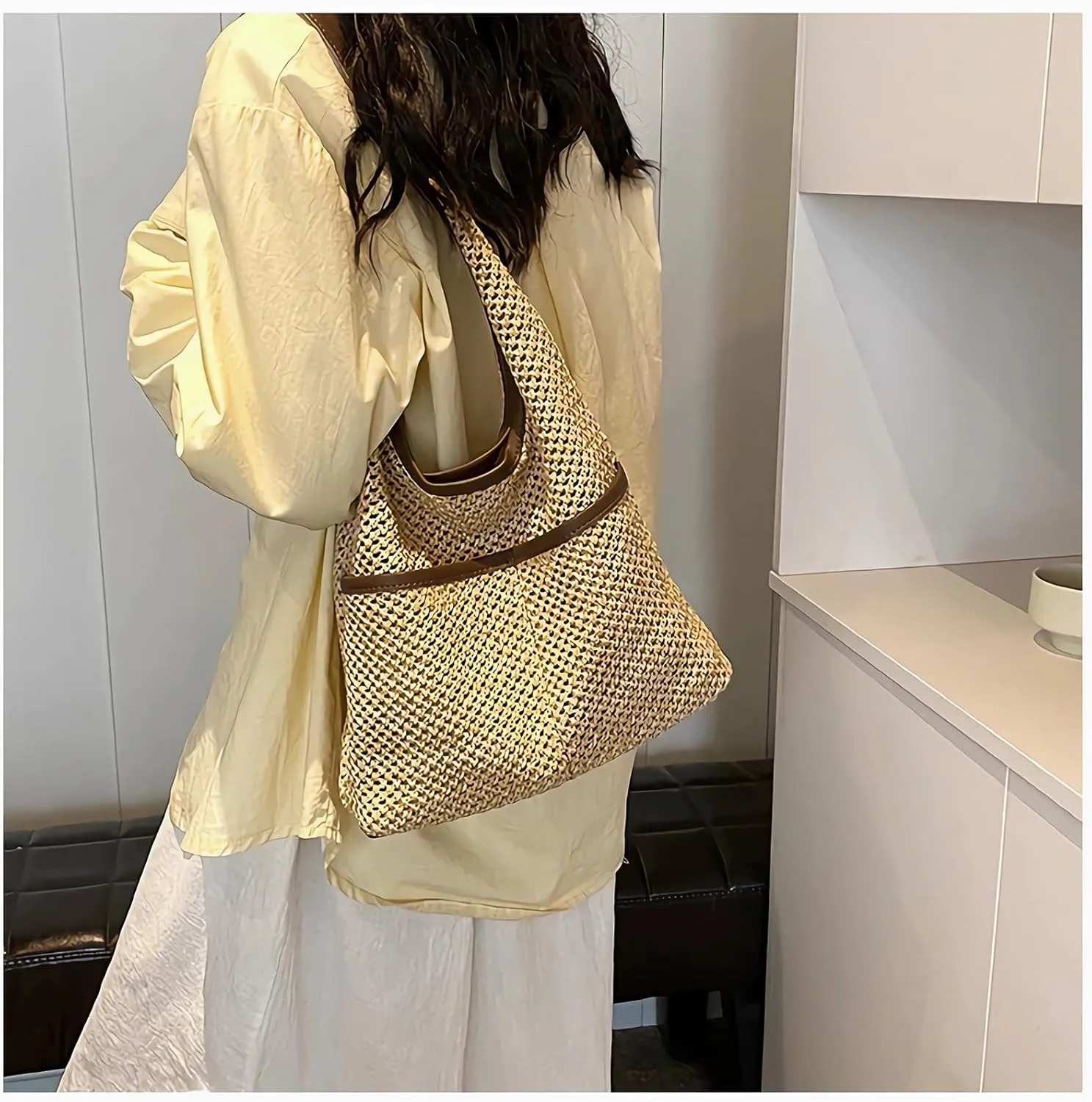 Straw Woven Tote Bag Hobo Beach Bags for Women Handmade Shoulder Bags Stylish and Vintage Hollow Woven Bags Summer