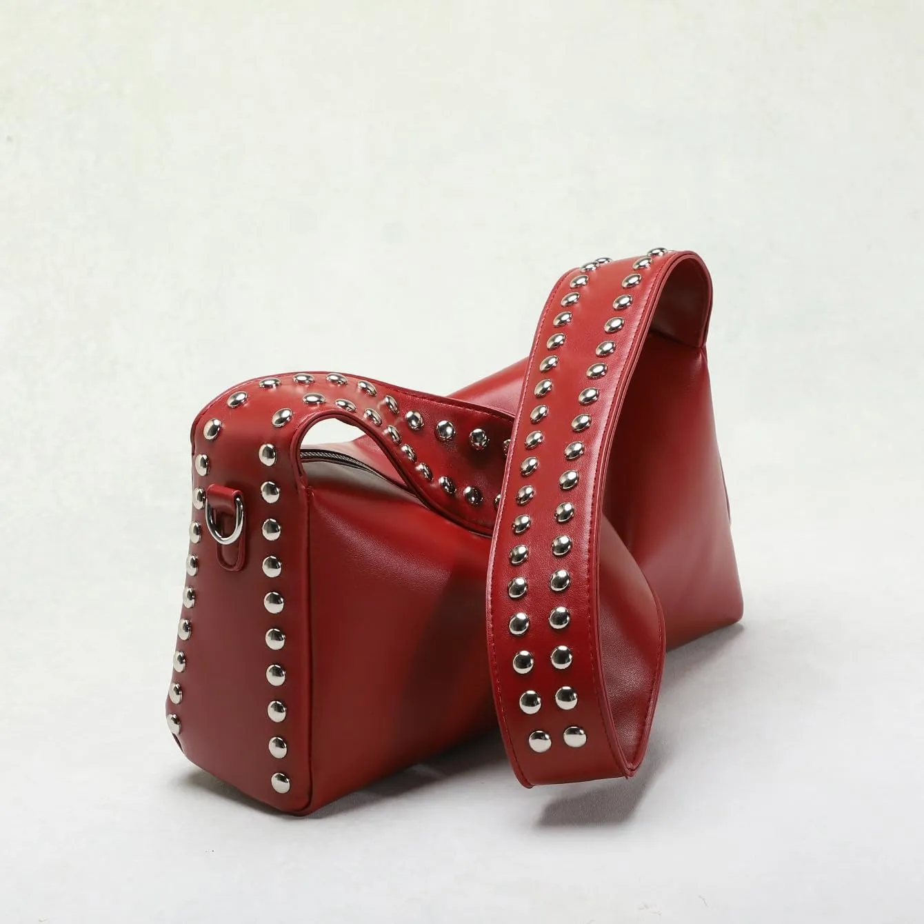 Studded Shoulder Purses for Women Trendy PU Leather Hobo Crossbody Bags Y2K Purse Cute Small Shoulder Bag