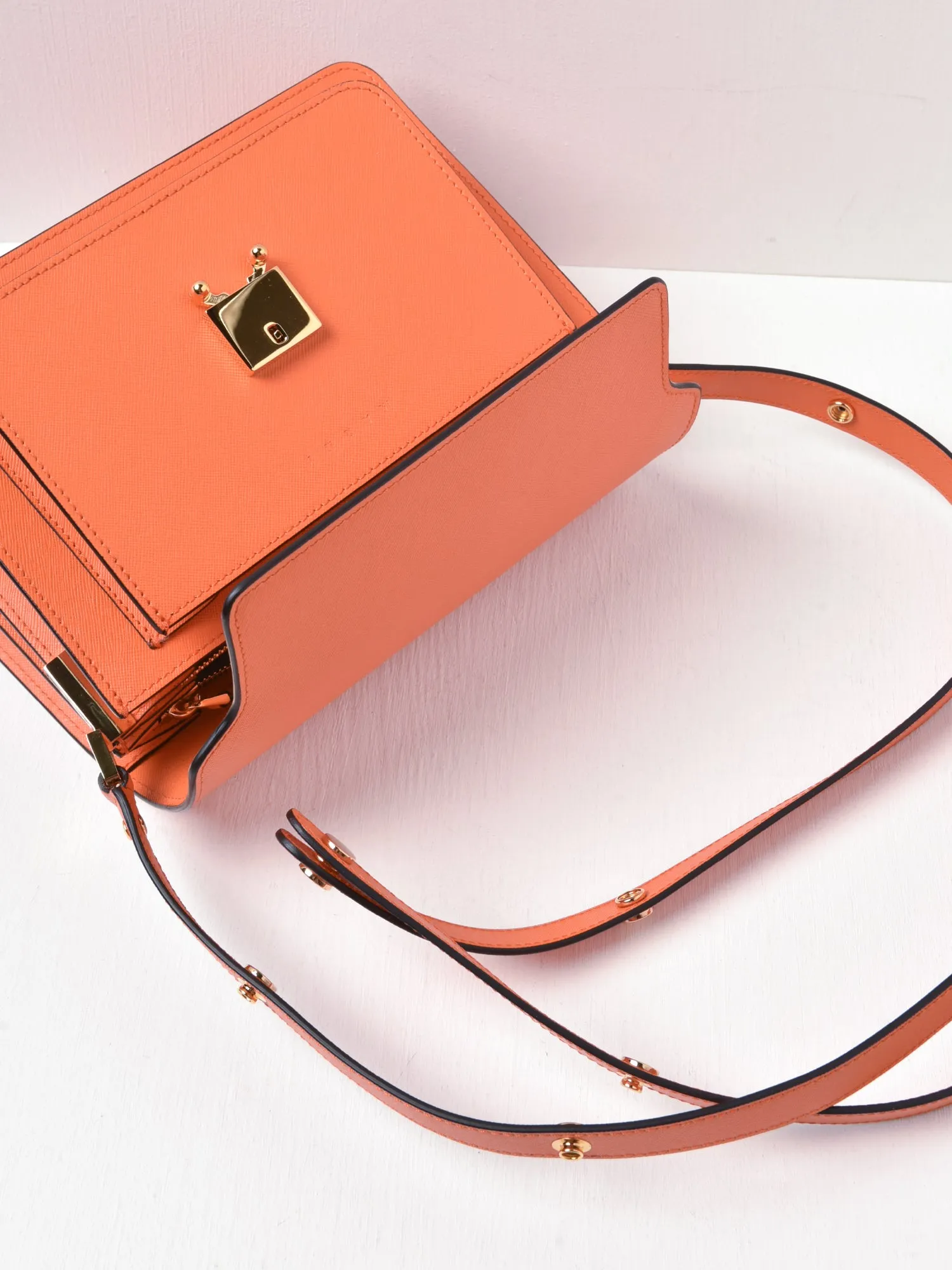 TRUNK MEDIA VITELLO SAFFIANO_CARROT